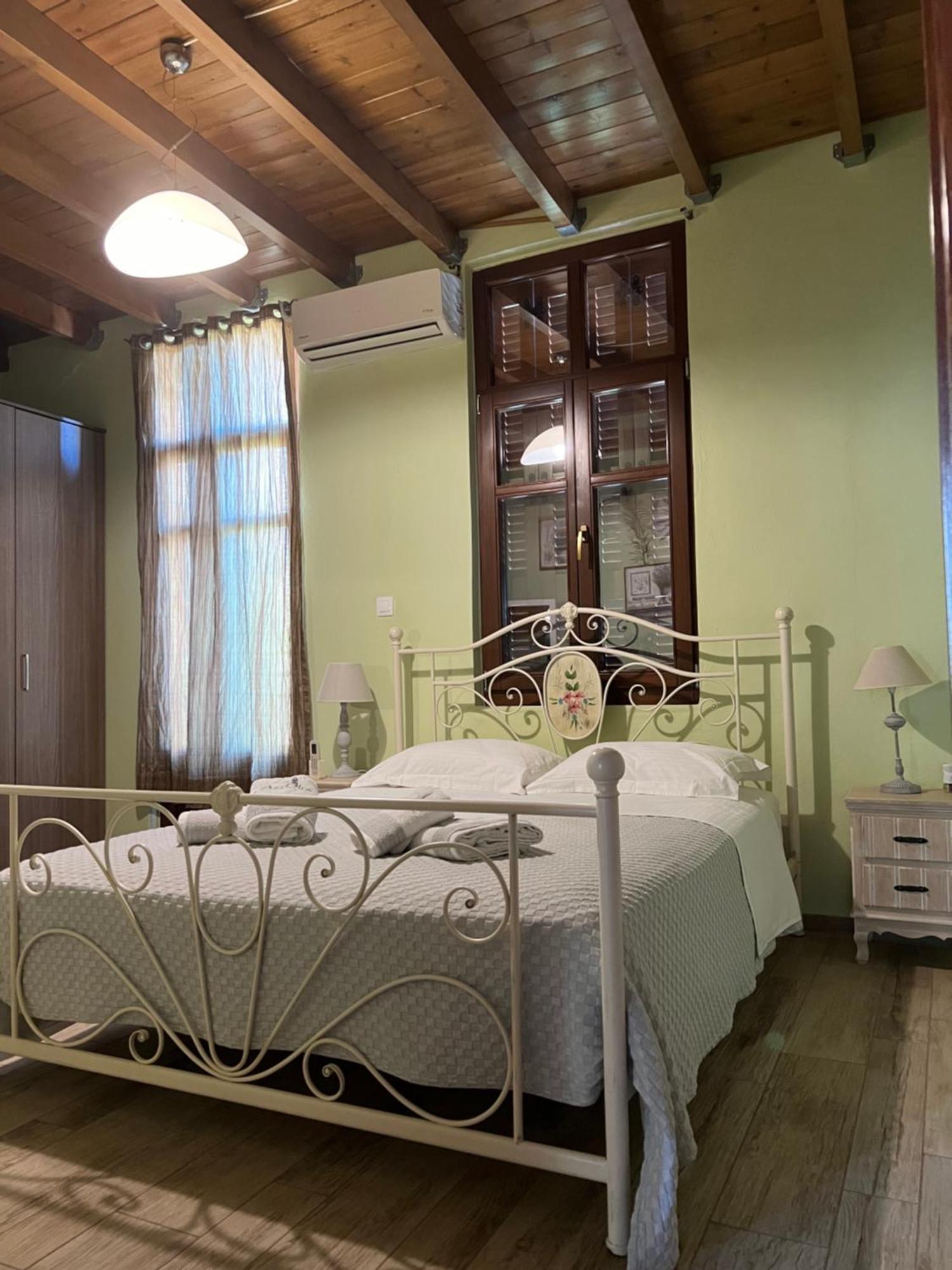 Asikiko Suites Rethymno Esterno foto
